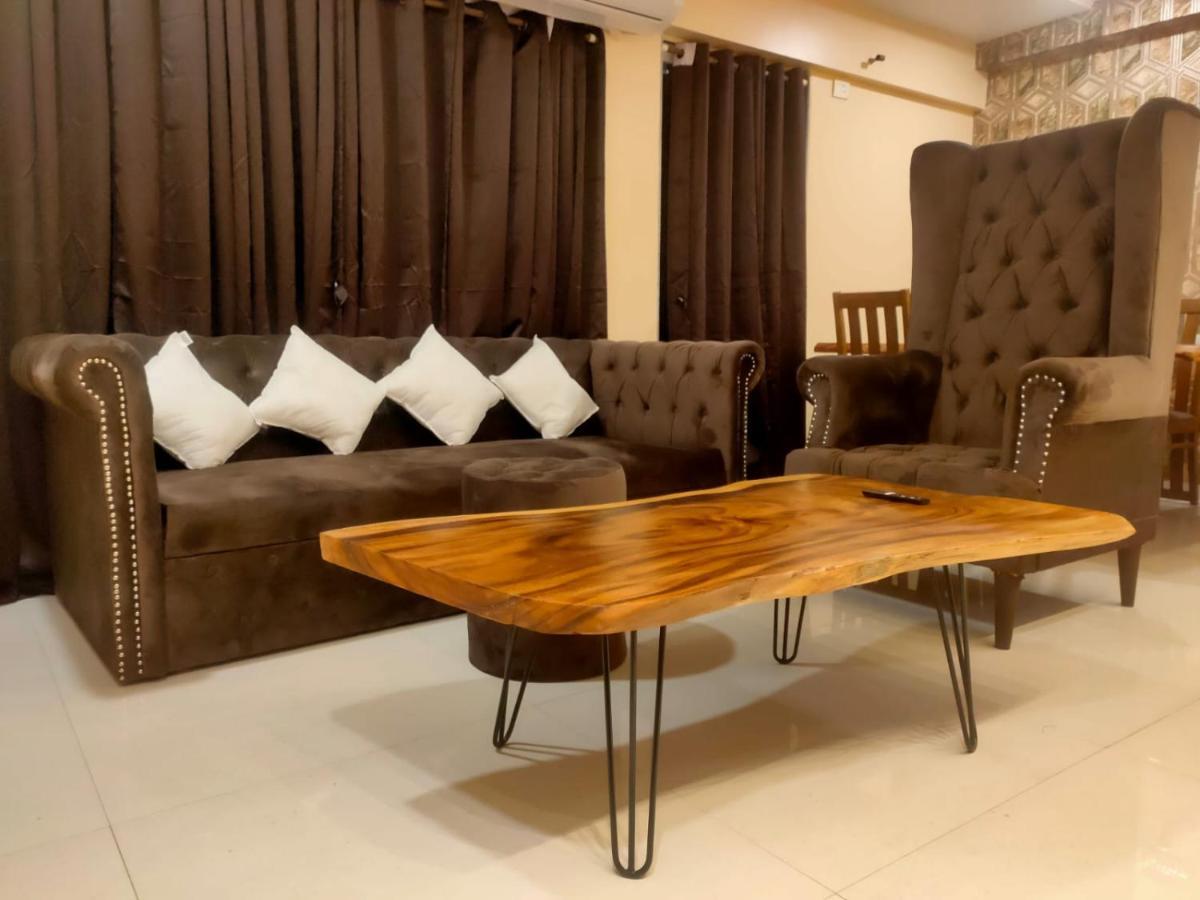 Osi Apartments Bandra West ムンバイ エクステリア 写真